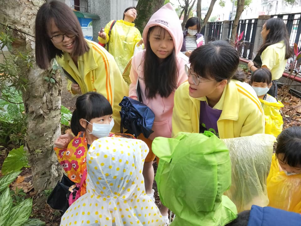 景女美術課與文山區幼兒園-認識植物覽導覽2